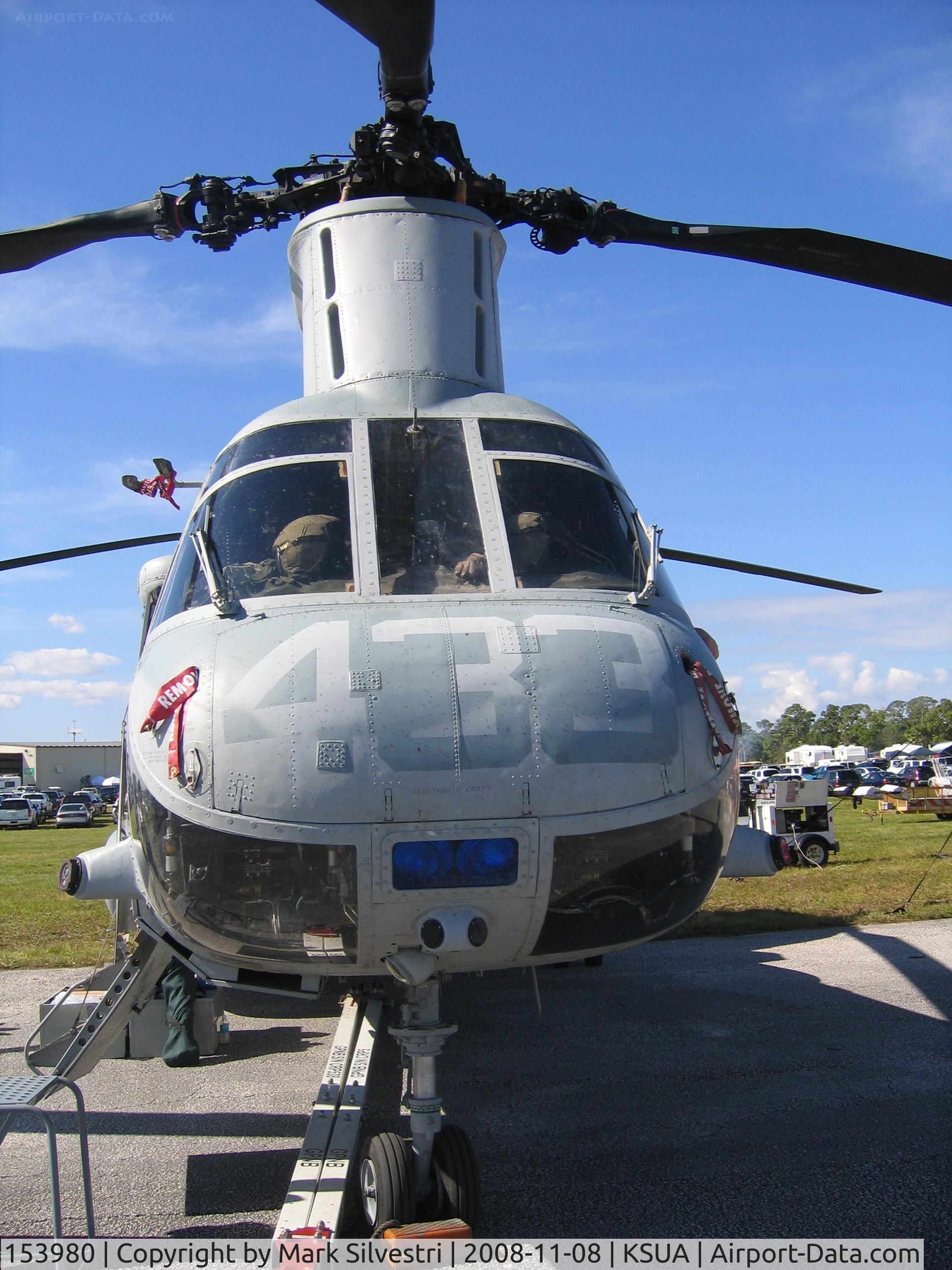 153980, Boeing Vertol CH-46E Sea Knight C/N 2331, 2008 Stuart, FL Airshow