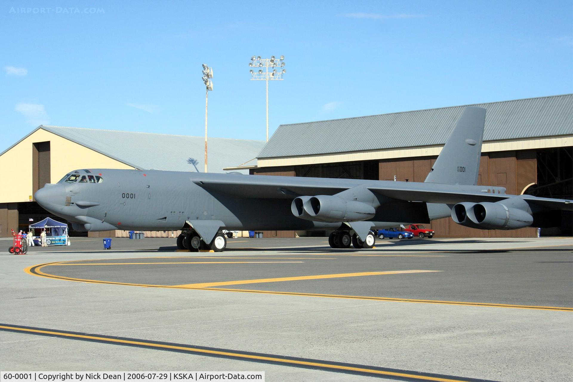 60-0001, 1960 Boeing B-52H Stratofortress C/N 464366, /