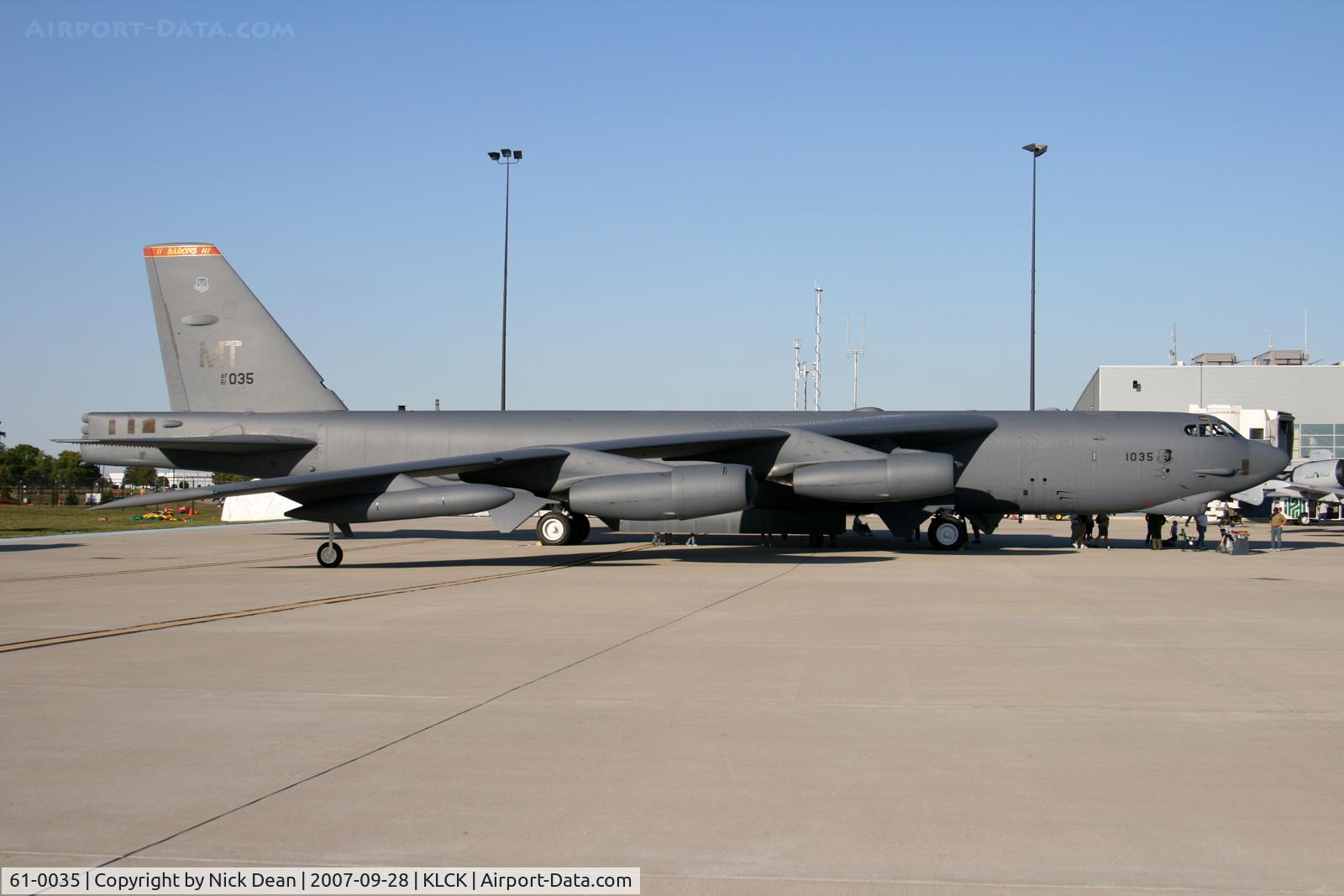 61-0035, 1961 Boeing B-52H Stratofortress C/N 464462, /