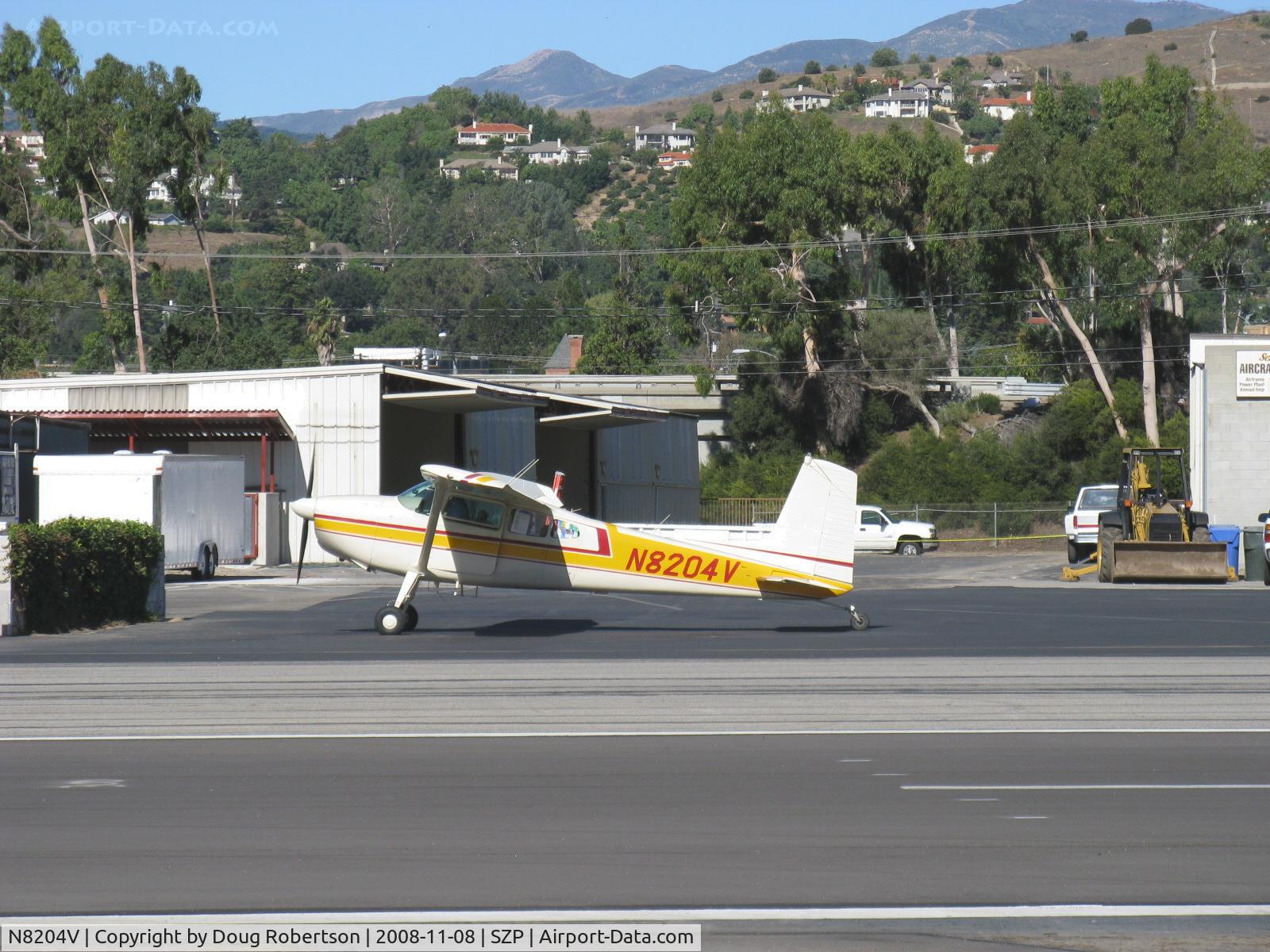 N8204V, 1966 Cessna 180H Skywagon C/N 18051706, 1966 Cessna 180H, Continental O-470 230 Hp, refueling
