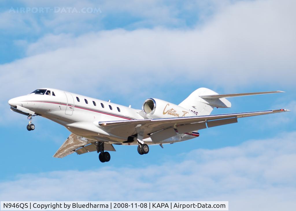 N946QS, 2002 Cessna 750 Citation X Citation X C/N 750-0195, On final approach to 17L.