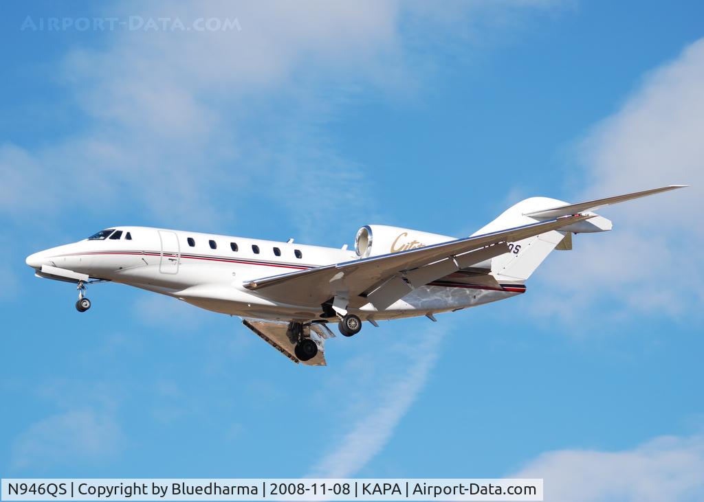 N946QS, 2002 Cessna 750 Citation X Citation X C/N 750-0195, On final approach to 17L.