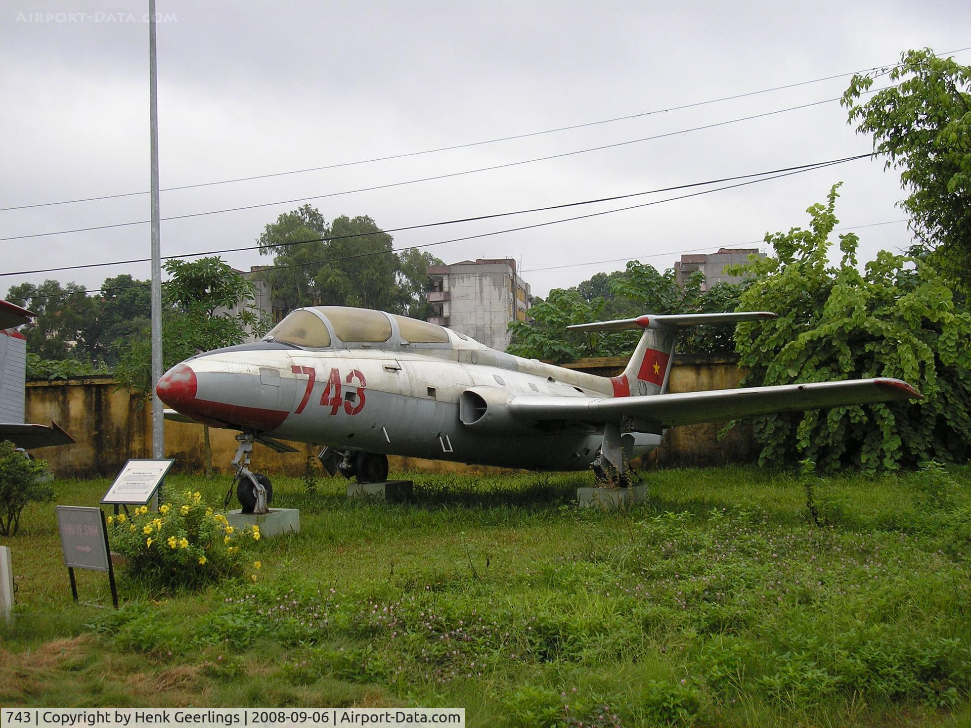 743, Aero 74 C/N 743, Hanoi , Air Force museum