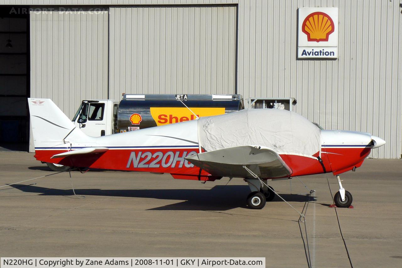 N220HG, AMD CH-2000 Alarus C/N 20-0056, At Arlington Municipal