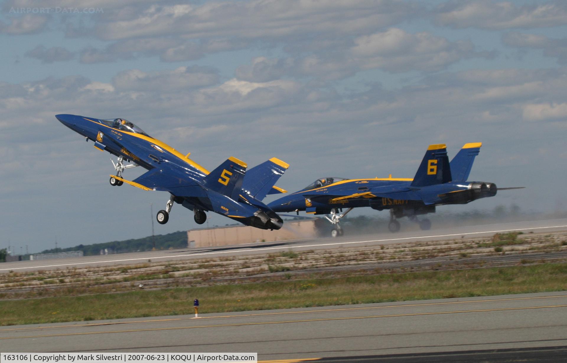 163106, McDonnell Douglas F/A-18A Hornet C/N 0495, Quonset Point, RI 2007