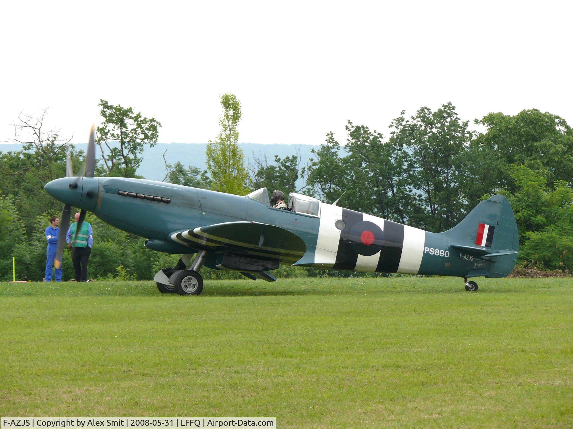 F-AZJS, 1944 Supermarine 389 Spitfire PR.XIX C/N 6S/585110, Supermarine Spitfire PR.XIX F-AZJS painted as Royal Air Force PS890 and modified with the Griffon 57 engine with contra-rotating props from a Shackleton.
