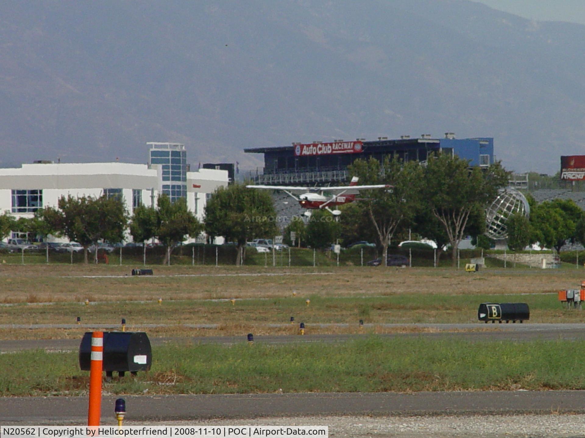 N20562, 1973 Cessna 172M C/N 17261395, Inbound Brackett