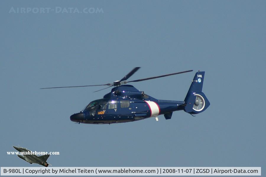 B-980L, Harbin H-425 C/N Not found B-980L, Airshow China 2008