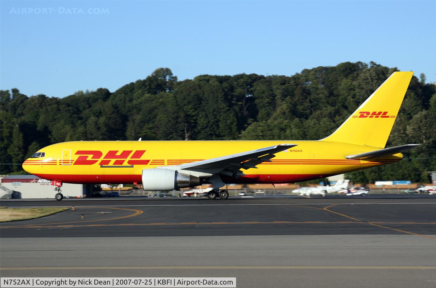 N752AX, 1988 Boeing 767-200 C/N 23434, /