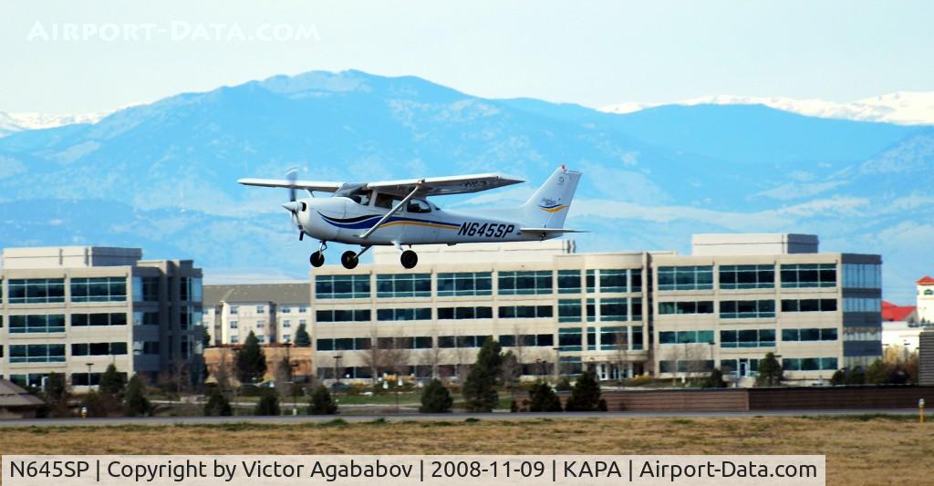 N645SP, 1998 Cessna 172S C/N 172S8052, At Centennial