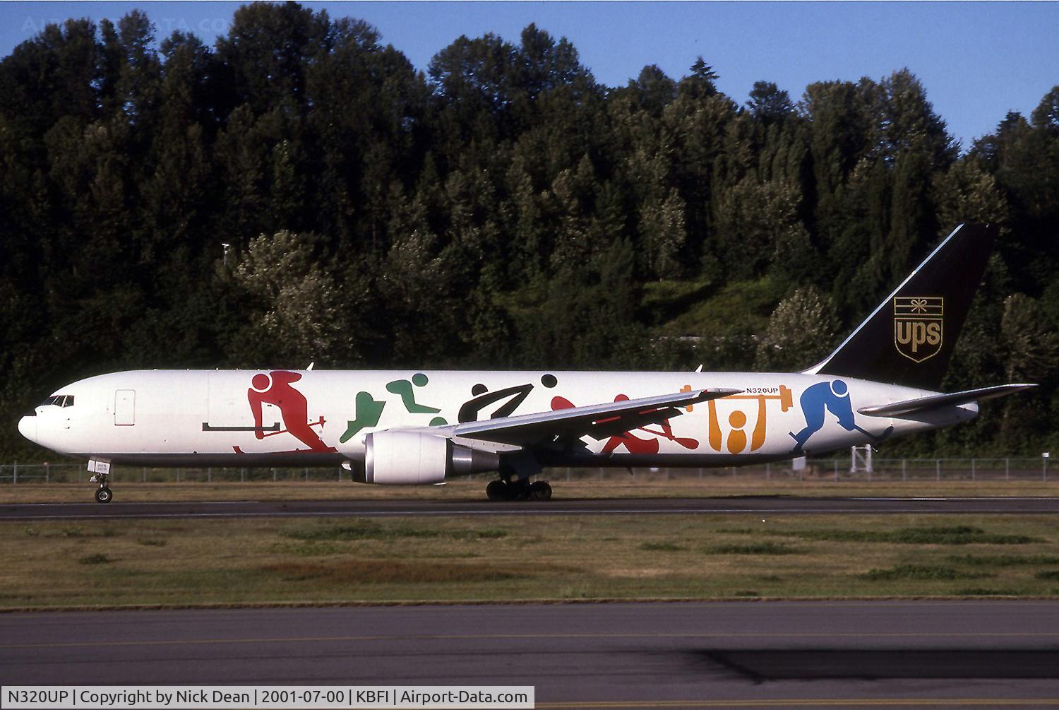 N320UP, 1997 Boeing 767-34AF C/N 27747, Special scheme for the Olympic Games