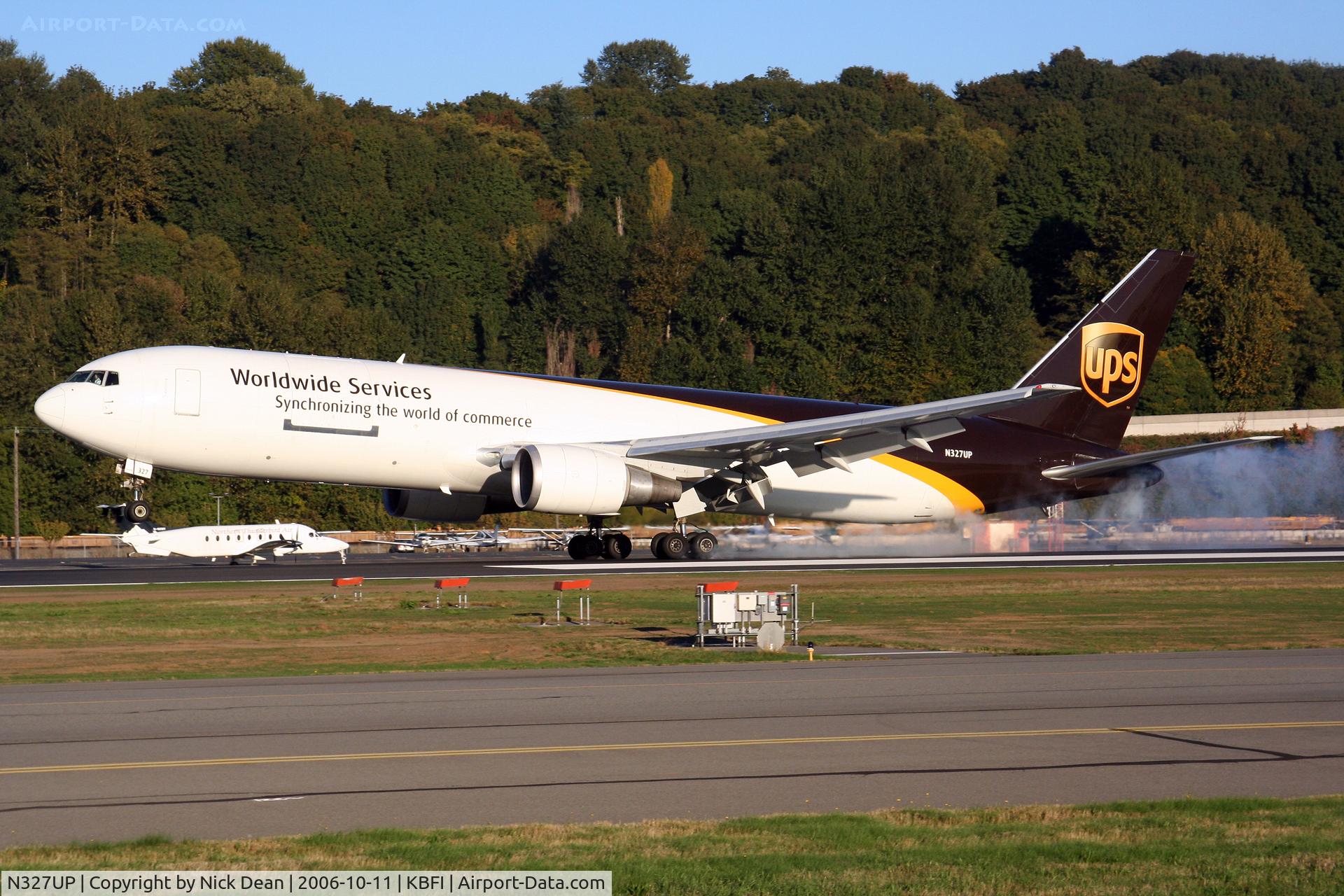N327UP, 1998 Boeing 767-34AF C/N 27753, /
