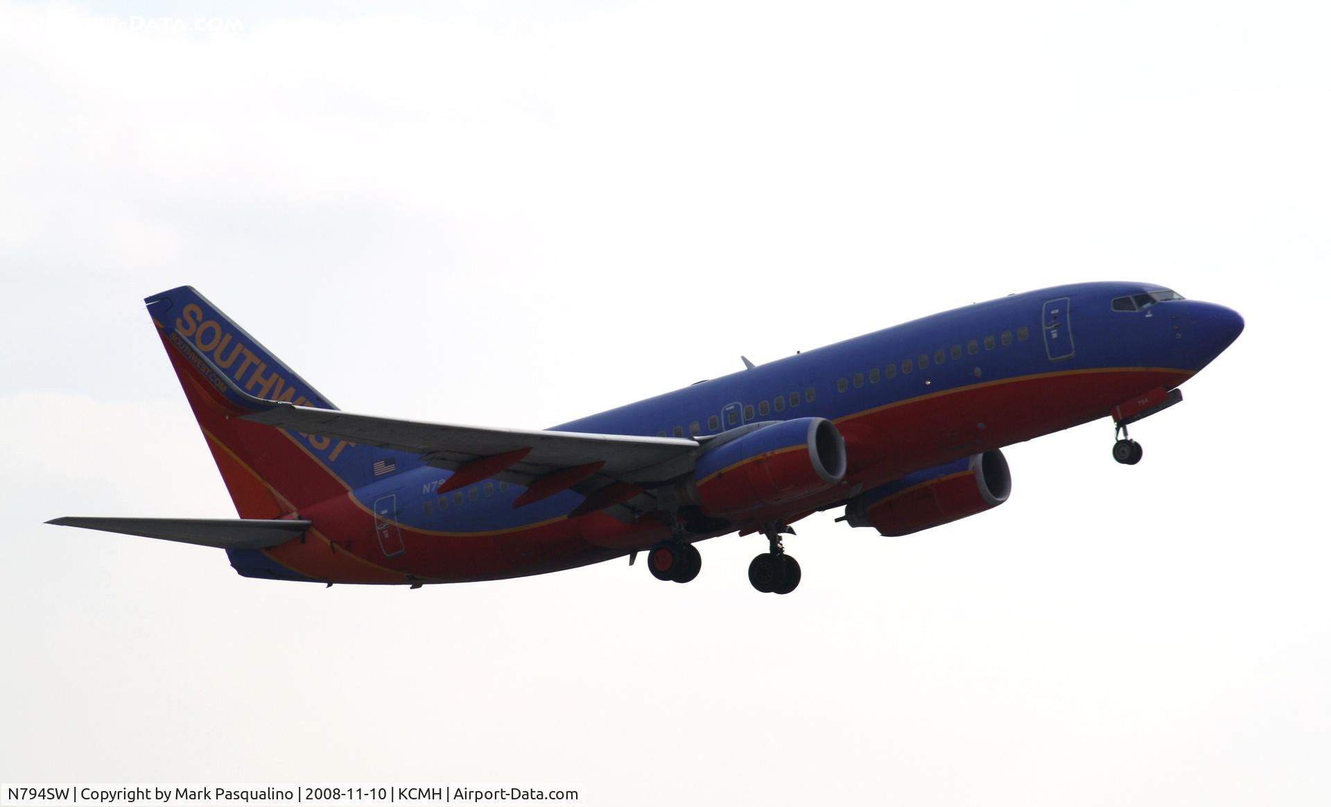 N794SW, 2001 Boeing 737-7H4 C/N 30605, Boeing 737-700
