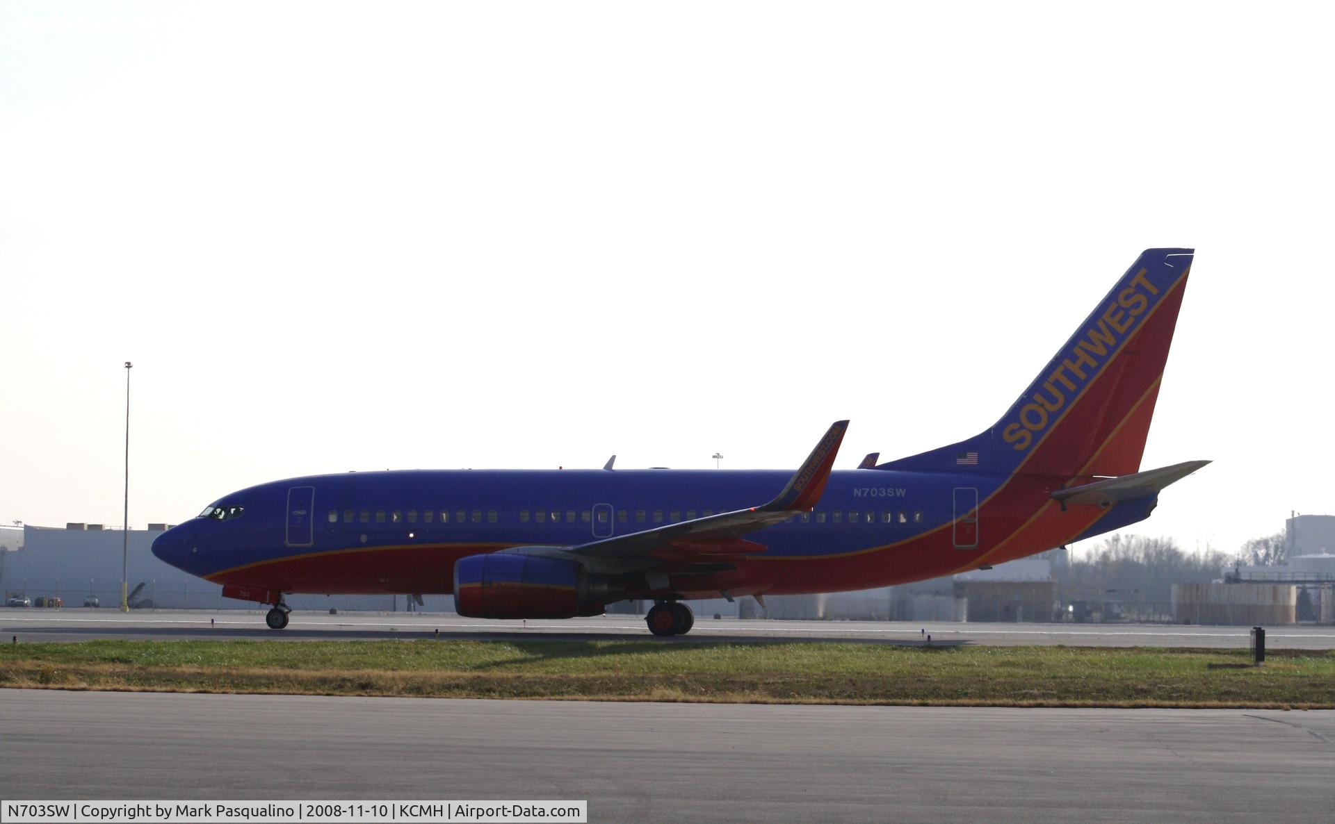 N703SW, 1997 Boeing 737-7H4 C/N 27837, Boeing 737-700