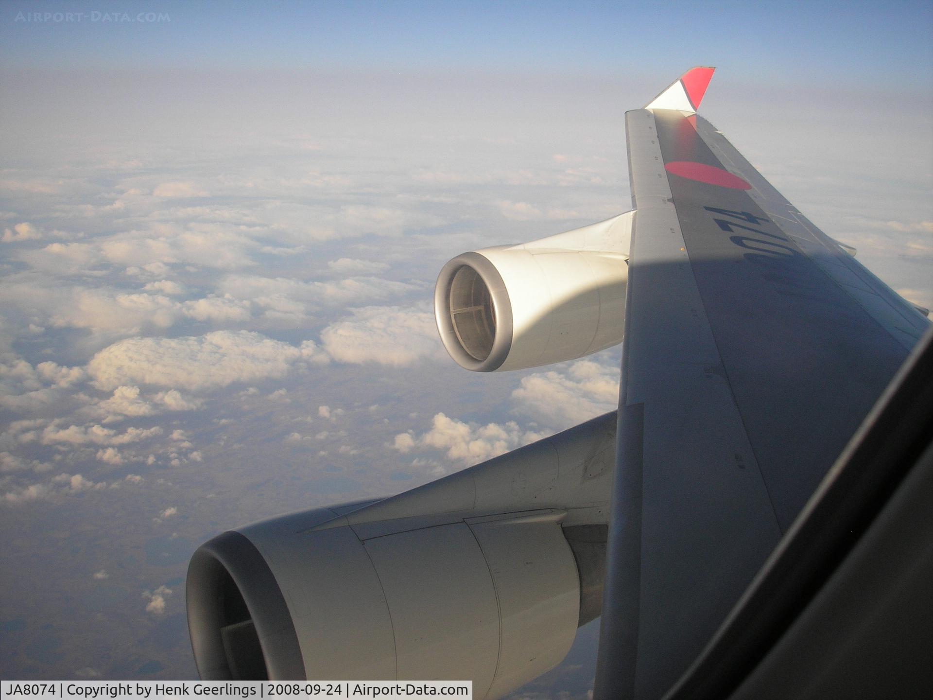JA8074, 1990 Boeing 747-446 C/N 24426, Across Russia to AMS ; 38000 ft