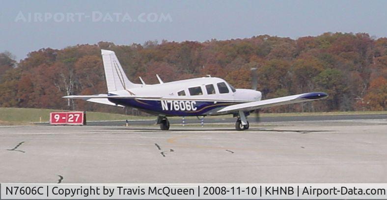 N7606C, 1975 Piper PA-32R-300 Cherokee Lance C/N 32R-7680048, Taking for 27 departure...