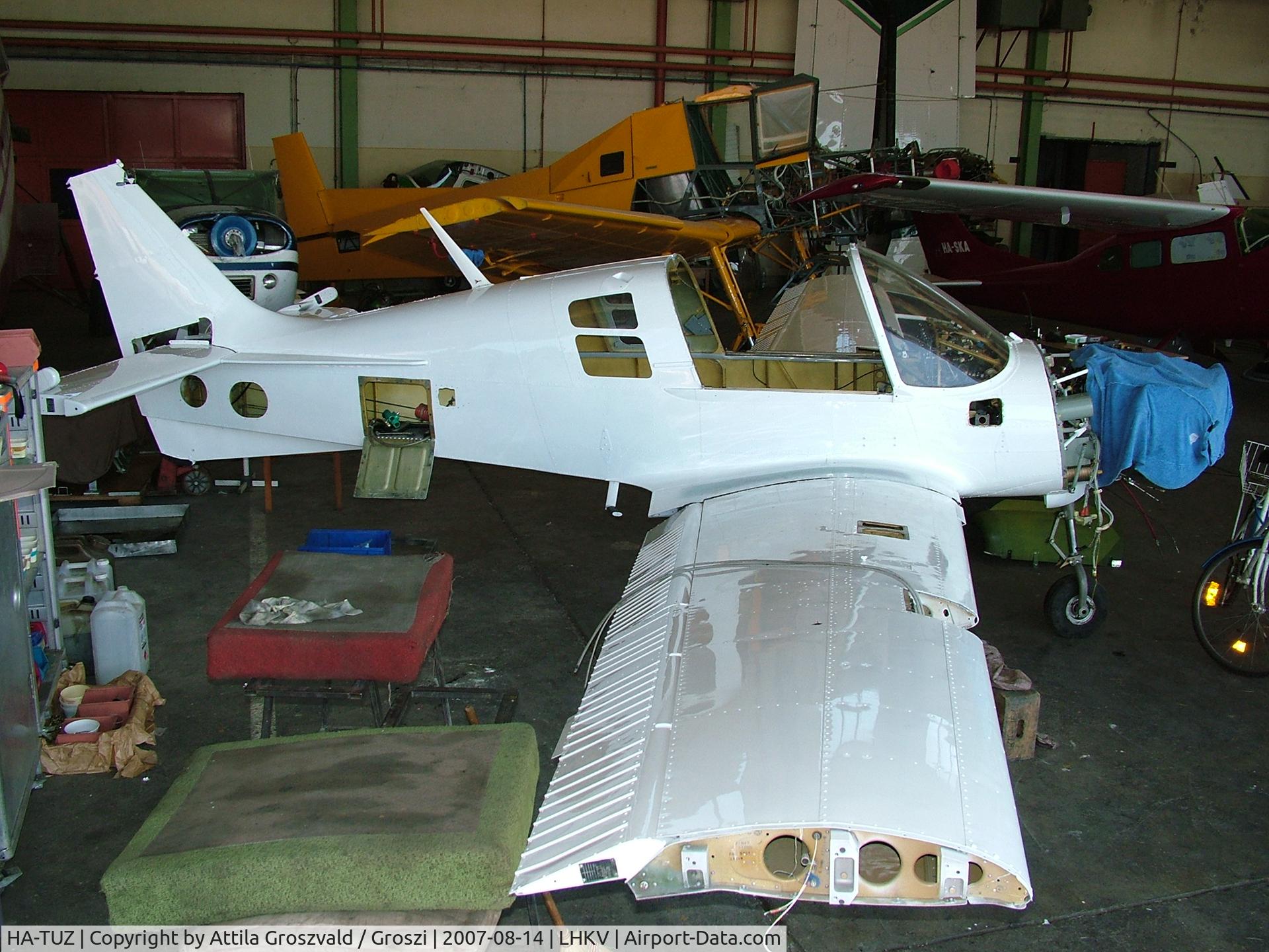 HA-TUZ, 1972 Scottish Aviation Sk.61D Bulldog C/N 175, Kaposújlak airport (LHKV) Hungary