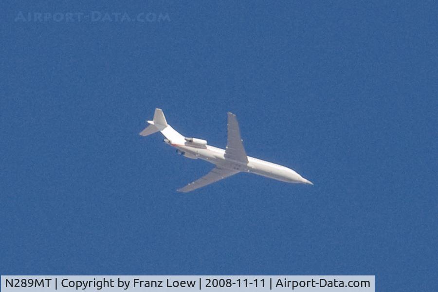 N289MT, 1981 Boeing 727-223 C/N 22467, VOODOO 1 flying high over the Mojave desert
