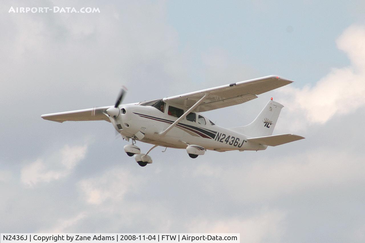 N2436J, 1999 Cessna T206H Turbo Stationair C/N T20608138, At Meacham Field