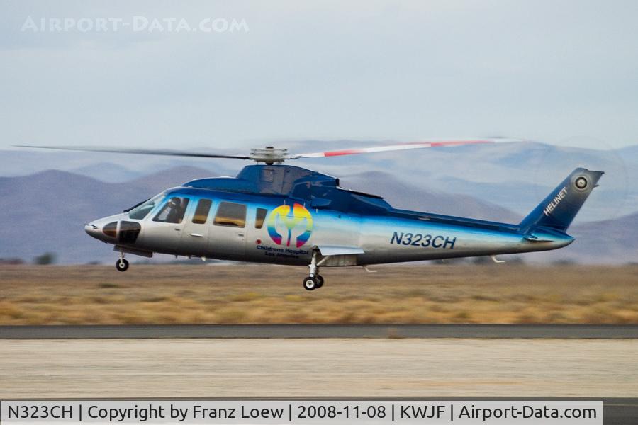 N323CH, 1980 Sikorsky S-76A C/N 760095, Landing Lancaster, CA