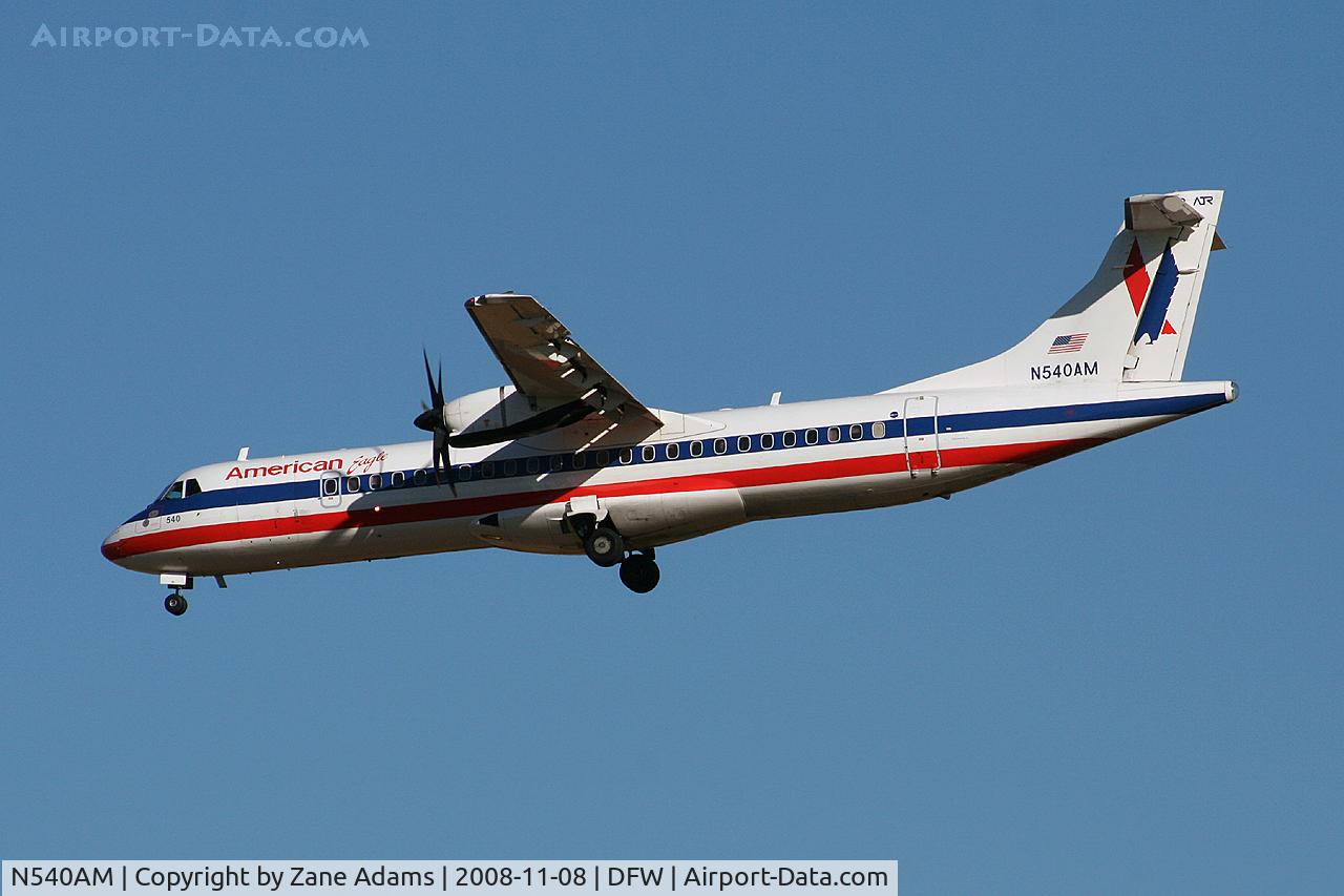 N540AM, 1998 ATR 72-212A C/N 540, Landing runway 36L at DFW