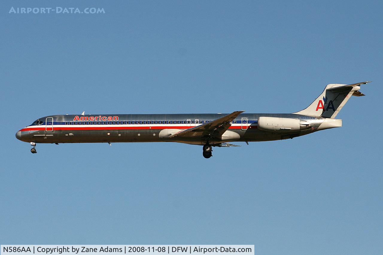 N586AA, 1991 McDonnell Douglas MD-82 (DC-9-82) C/N 53249, Landing runway 36L at DFW
