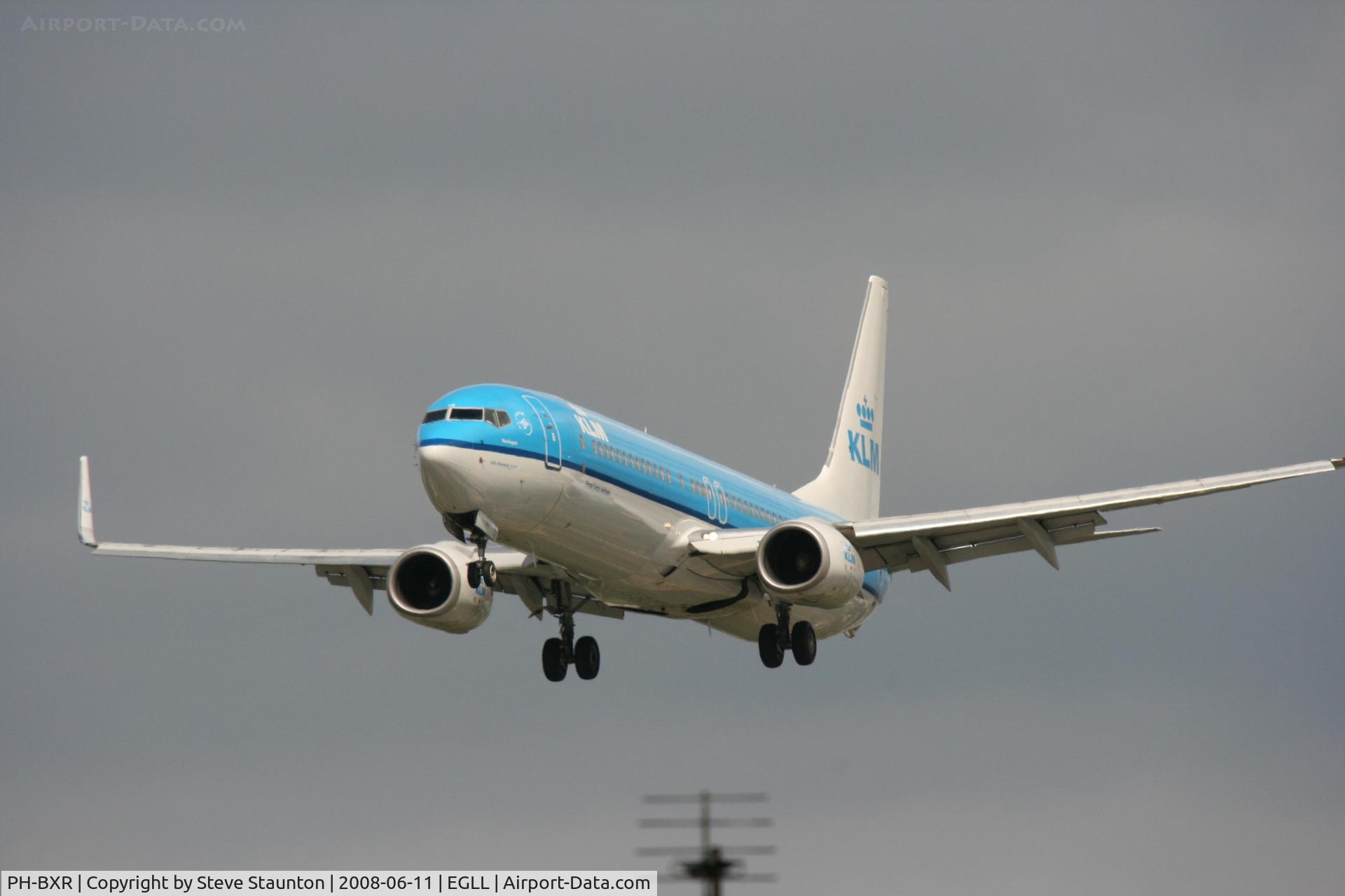 PH-BXR, 2001 Boeing 737-9K2 C/N 29601, Taken at London Heathrow 11th June 2008