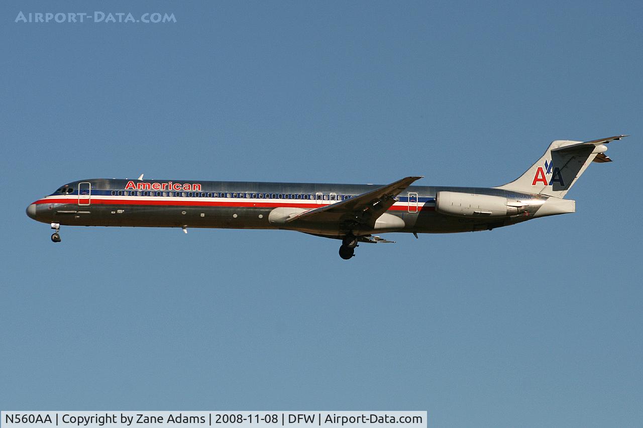 N560AA, 1991 McDonnell Douglas MD-82 (DC-9-82) C/N 53090, Landing runway 36L at DFW