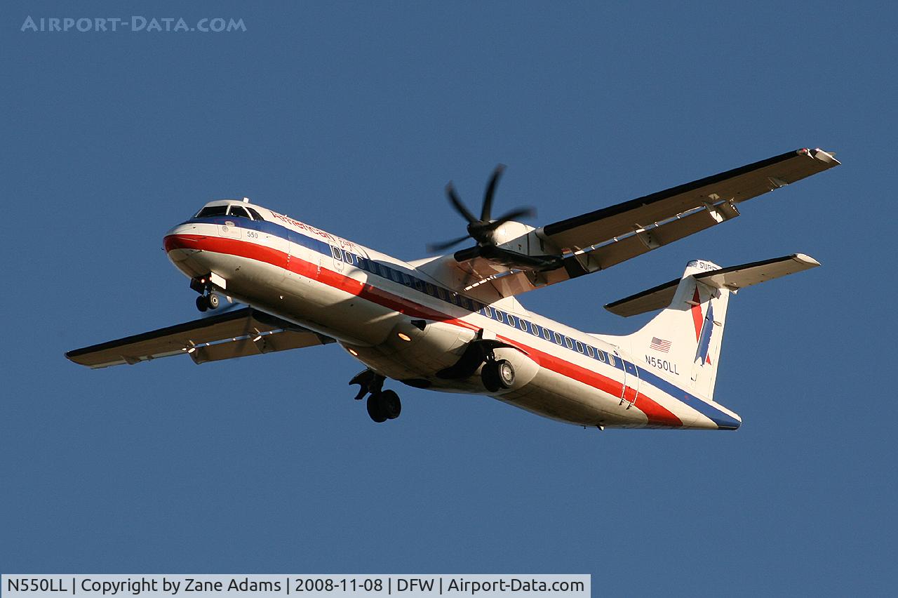 N550LL, 1998 ATR 72-212A C/N 550, Landing runway 36L at DFW