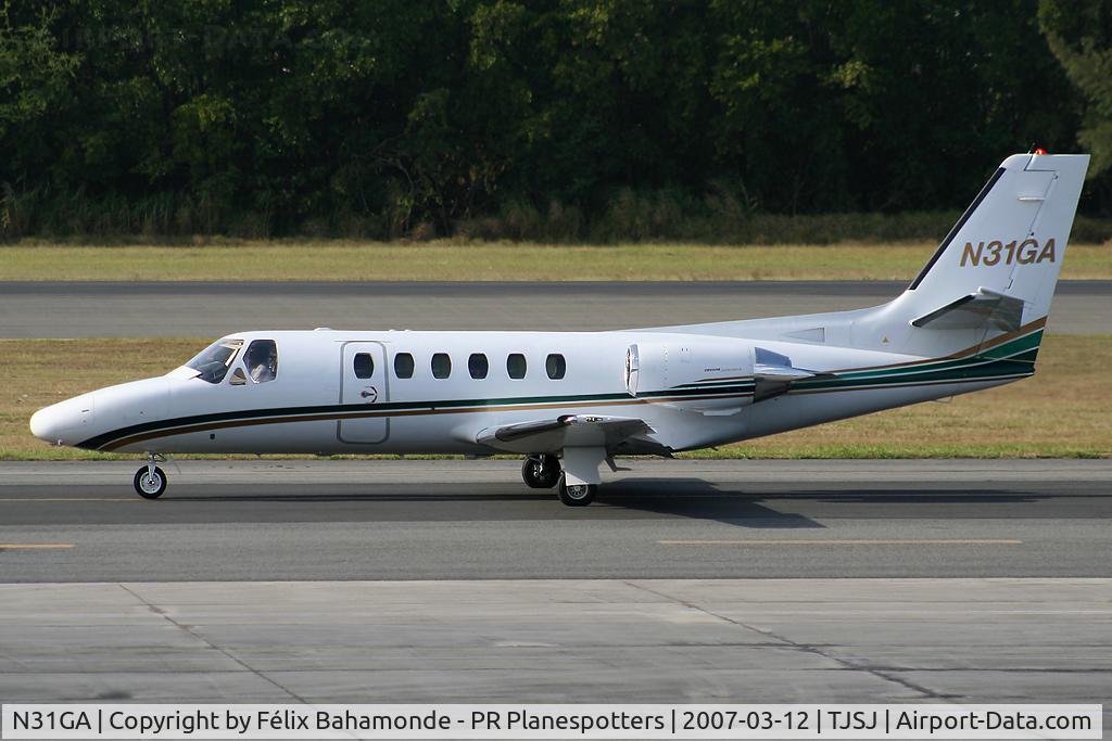 N31GA, 1981 Cessna 550 C/N 550-0221, Taxing to rnw 8 at SJU.