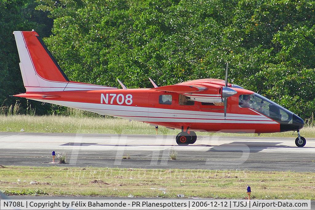 N708L, Partenavia P-68 Observer C/N 314-11-OB, Taxing to rnw 8 at SJU.