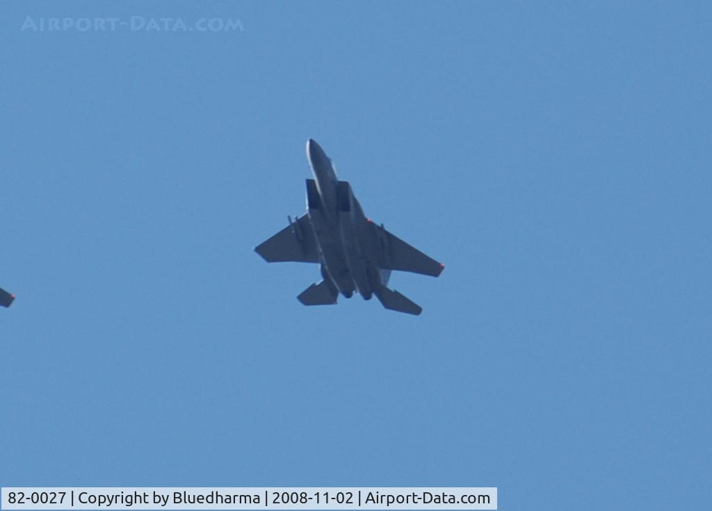 82-0027, 1982 McDonnell Douglas F-15C Eagle C/N 0842/C258, 114th Fighter Squadron, 173rd Fighter Wing, Kingsley Field, Oregon Air National Guard flys over the Mile High Stadium / Denver for a Broncos Football game. ( 114th FS / 173rd FW, Oregon ANG )