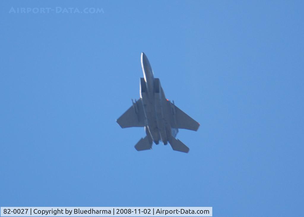 82-0027, 1982 McDonnell Douglas F-15C Eagle C/N 0842/C258, 114th Fighter Squadron, 173rd Fighter Wing, Kingsley Field, Oregon Air National Guard flys over the Mile High Stadium / Denver for a Broncos Football game. ( 114th FS / 173rd FW, Oregon ANG )