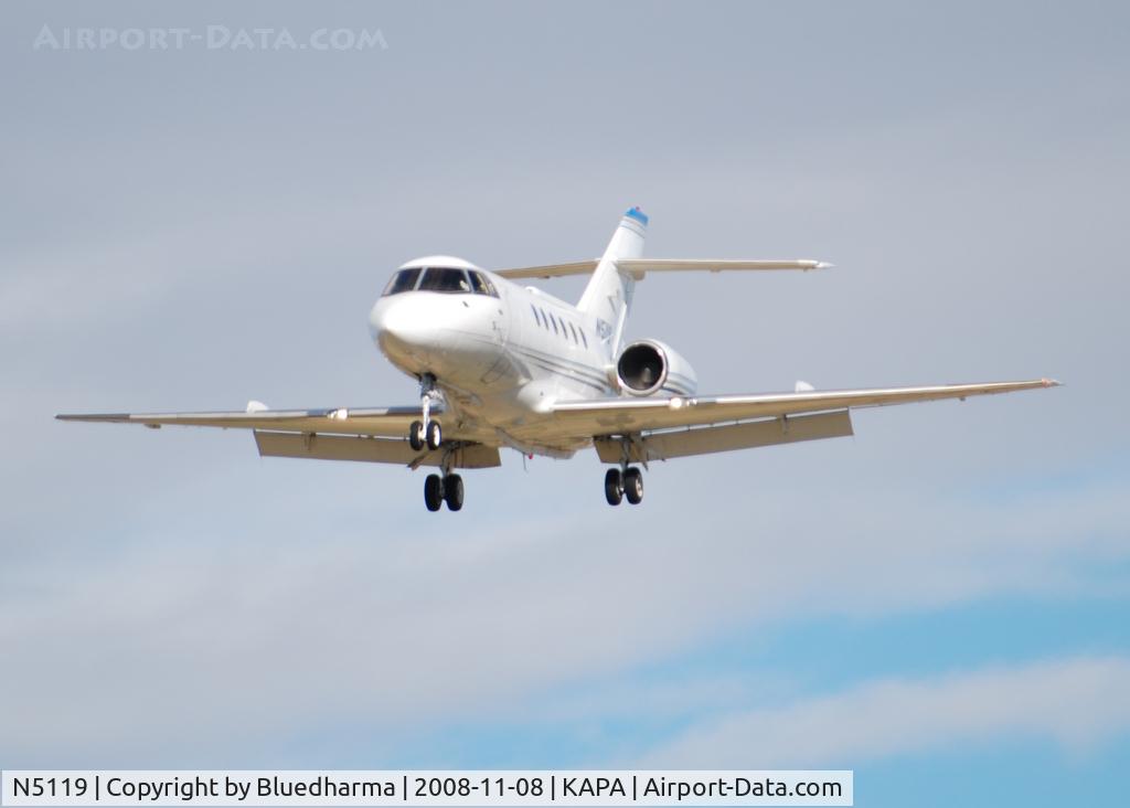 N5119, 1990 British Aerospace BAe.125-800A C/N 258177, On final approach to 17L.