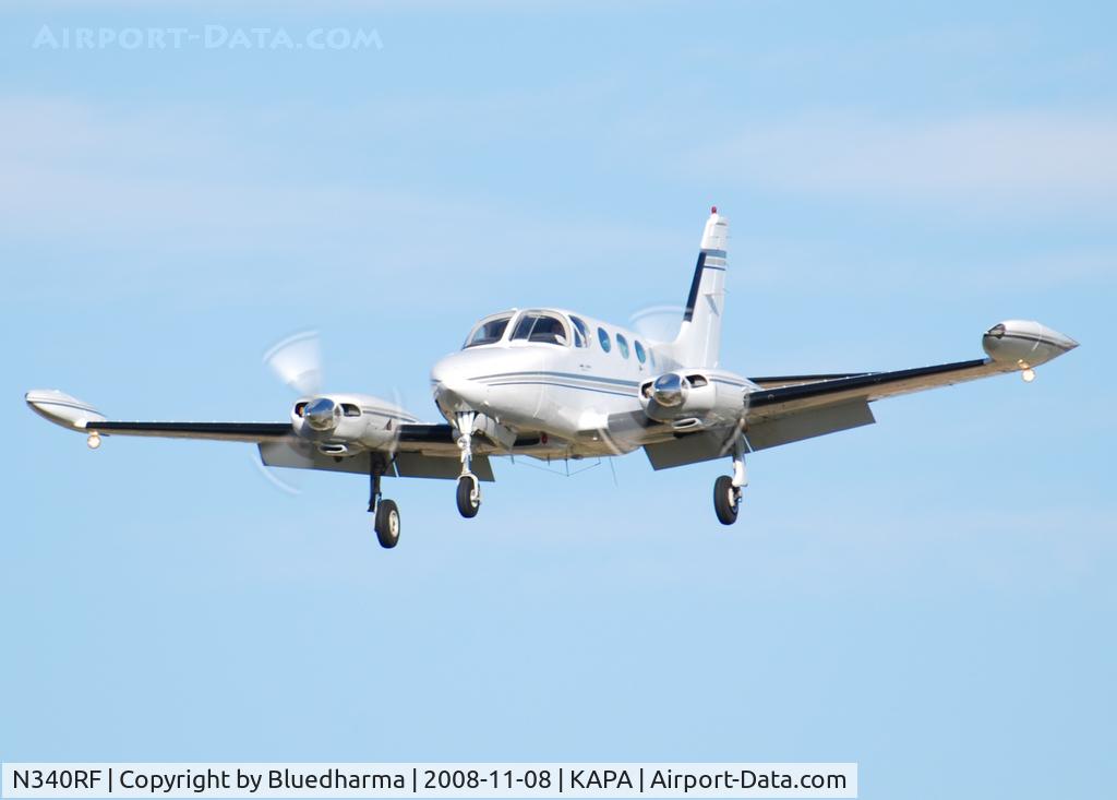 N340RF, 1976 Cessna 340A C/N 340A0212, On final approach to 17L.
