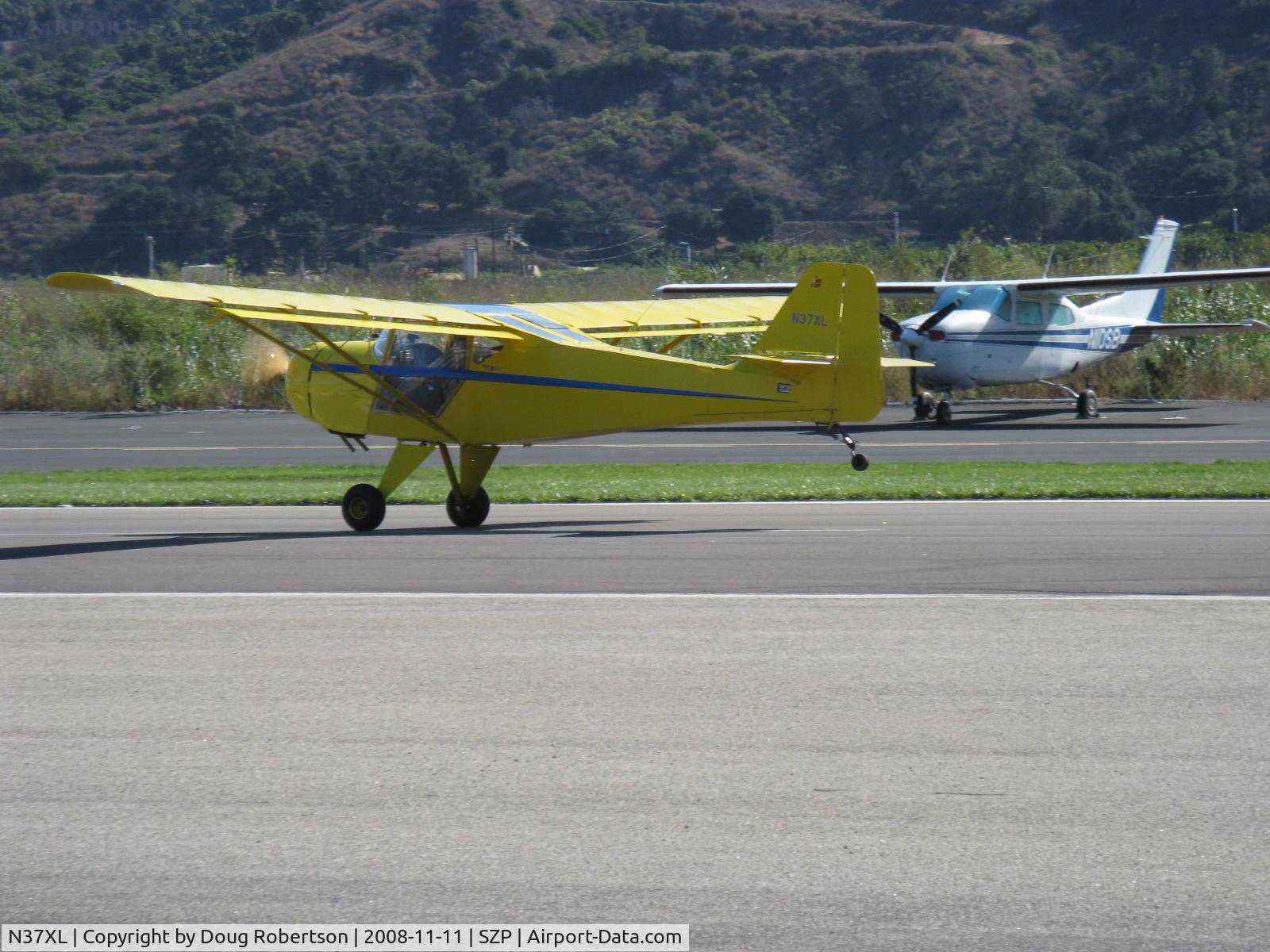 N37XL, 1997 Skystar Kitfox XL C/N BCX002, 1997 Beckett KITFOX XL. Rotax 912 100 Hp, takeoff roll Rwy 04