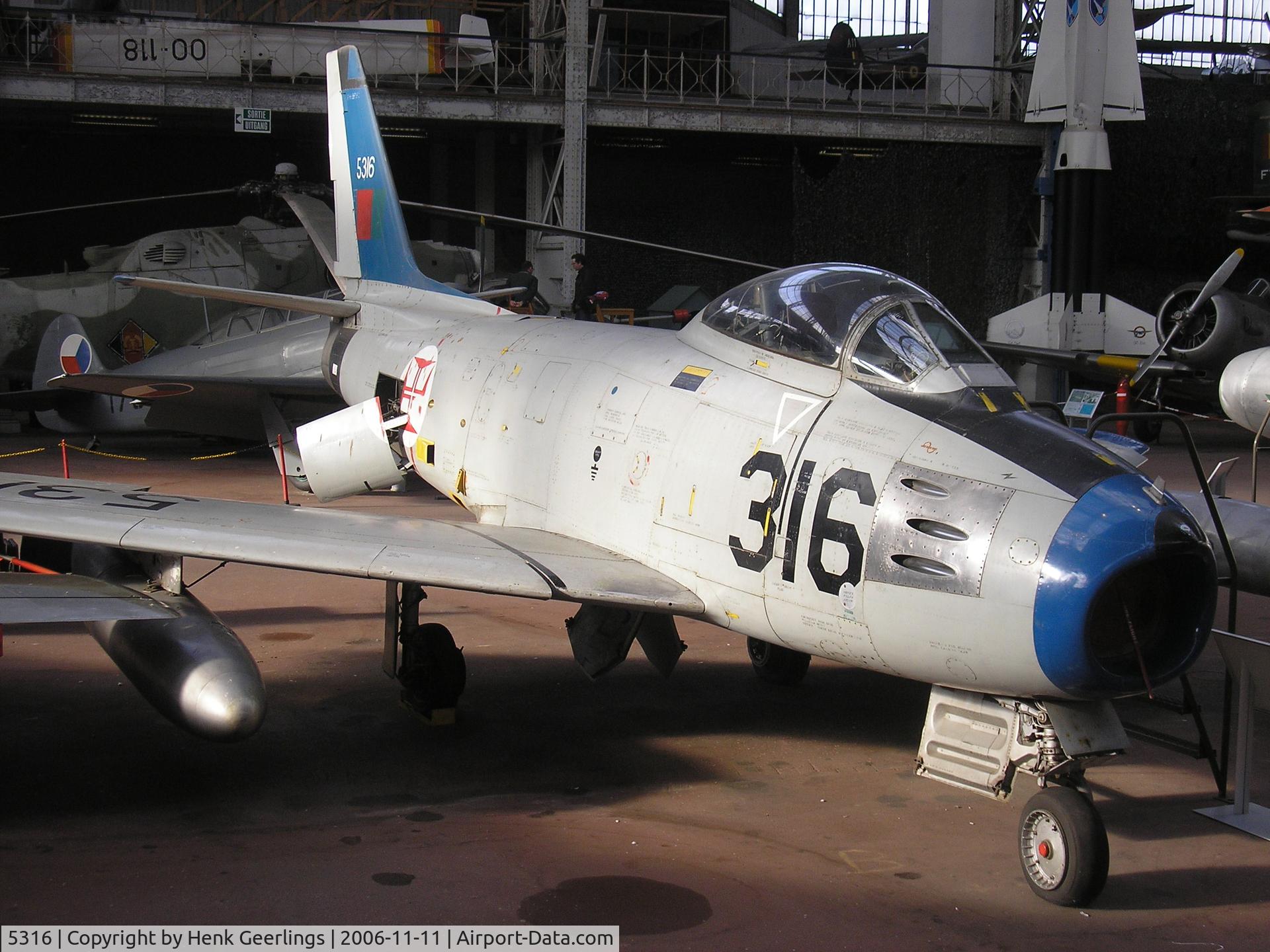 5316, 1952 North American F-86F Sabre C/N 191-938, Brussels Air Museum, 11 nov 2006