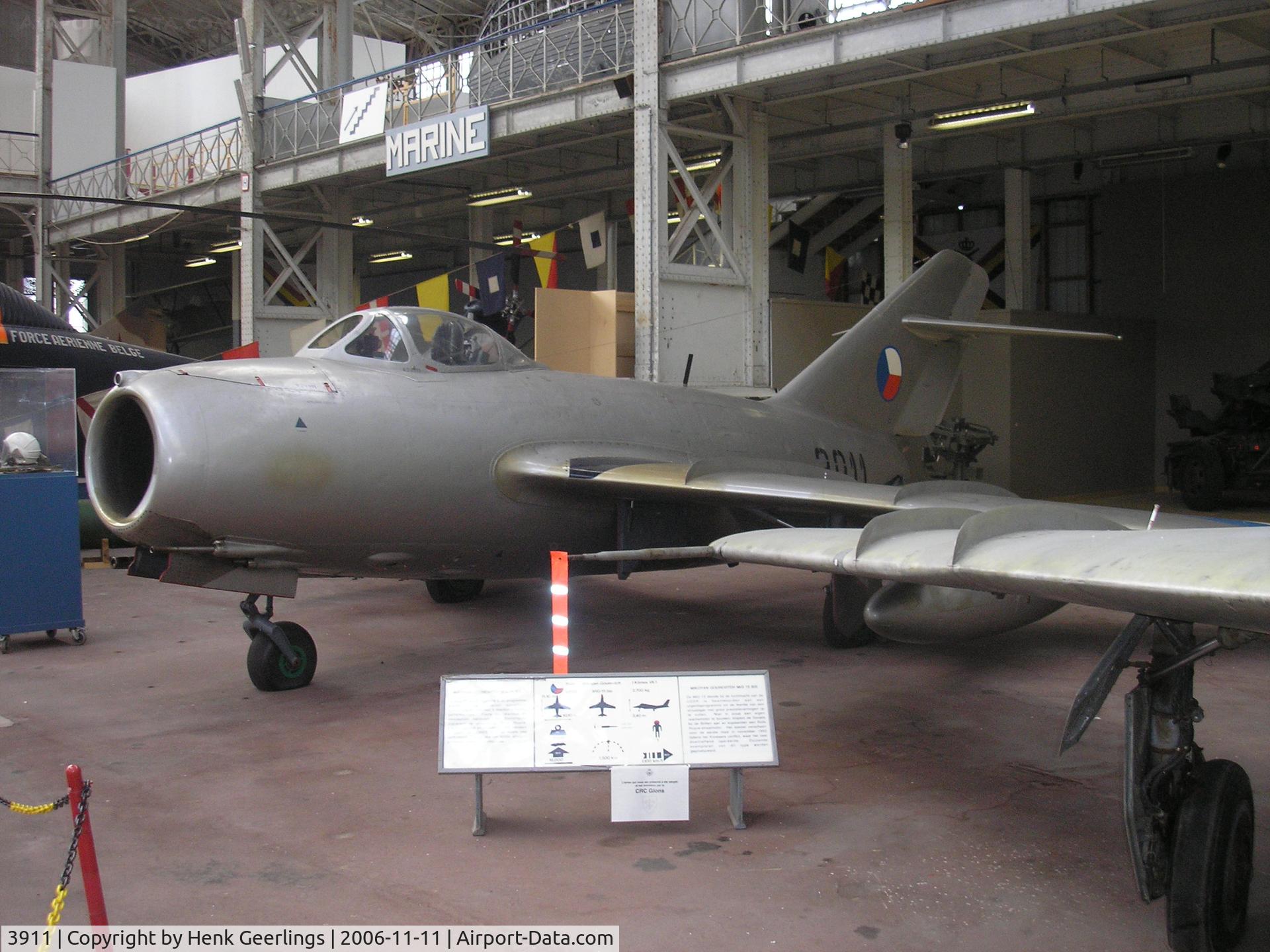 3911, Mikoyan-Gurevich MiG-29AS C/N 2960532039, Brussels Air Museum, 11 nov 2006