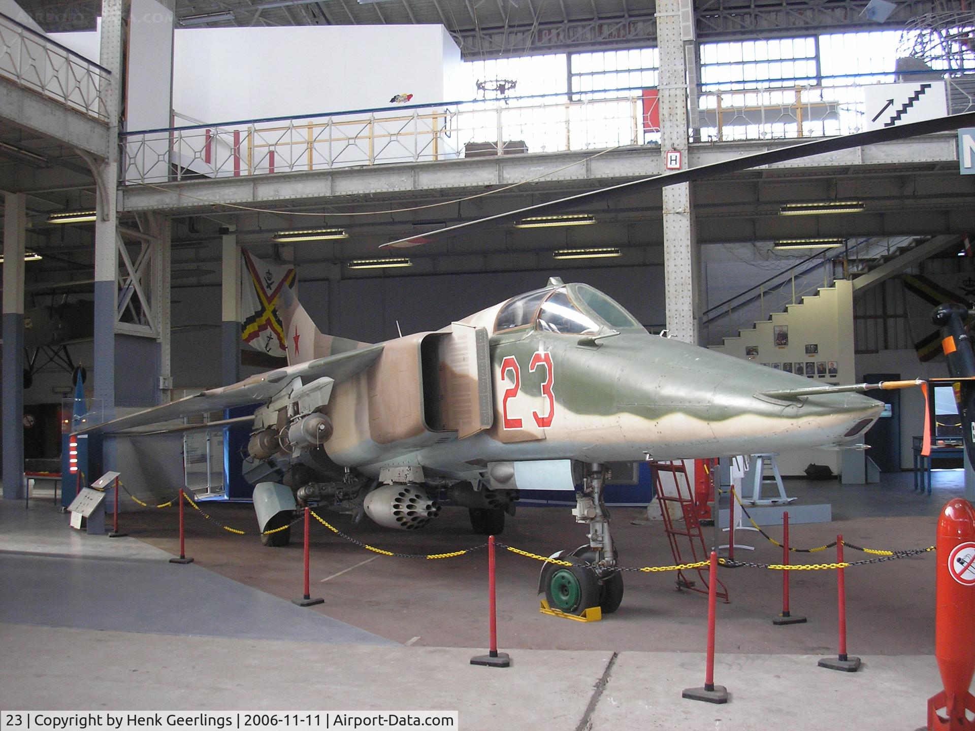 23, Mikoyan-Gurevich MiG-23BN C/N 0393215732, Brussels Air Museum, 11 nov 2006