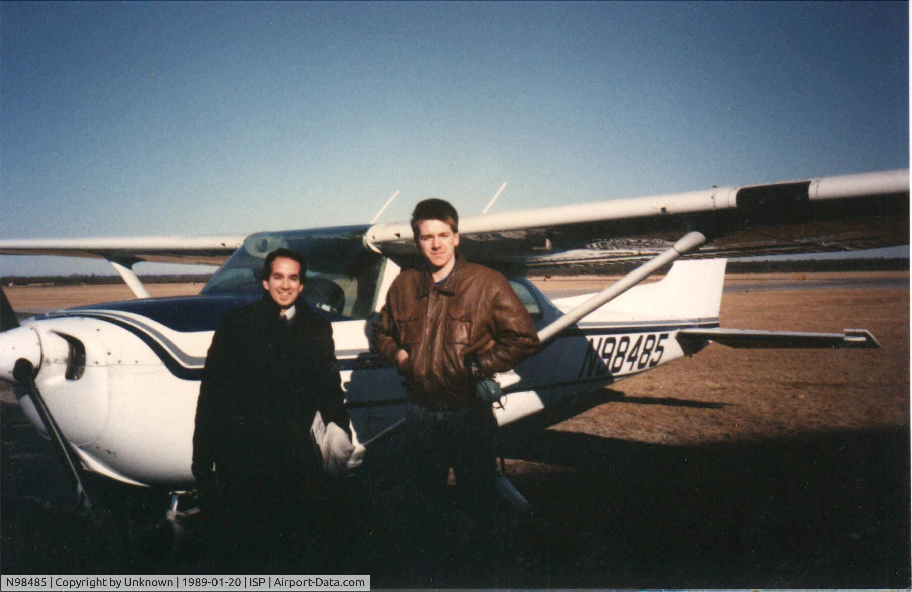 N98485, 1985 Cessna 172P C/N 17276299, First Flight Lesson - Islip, NY