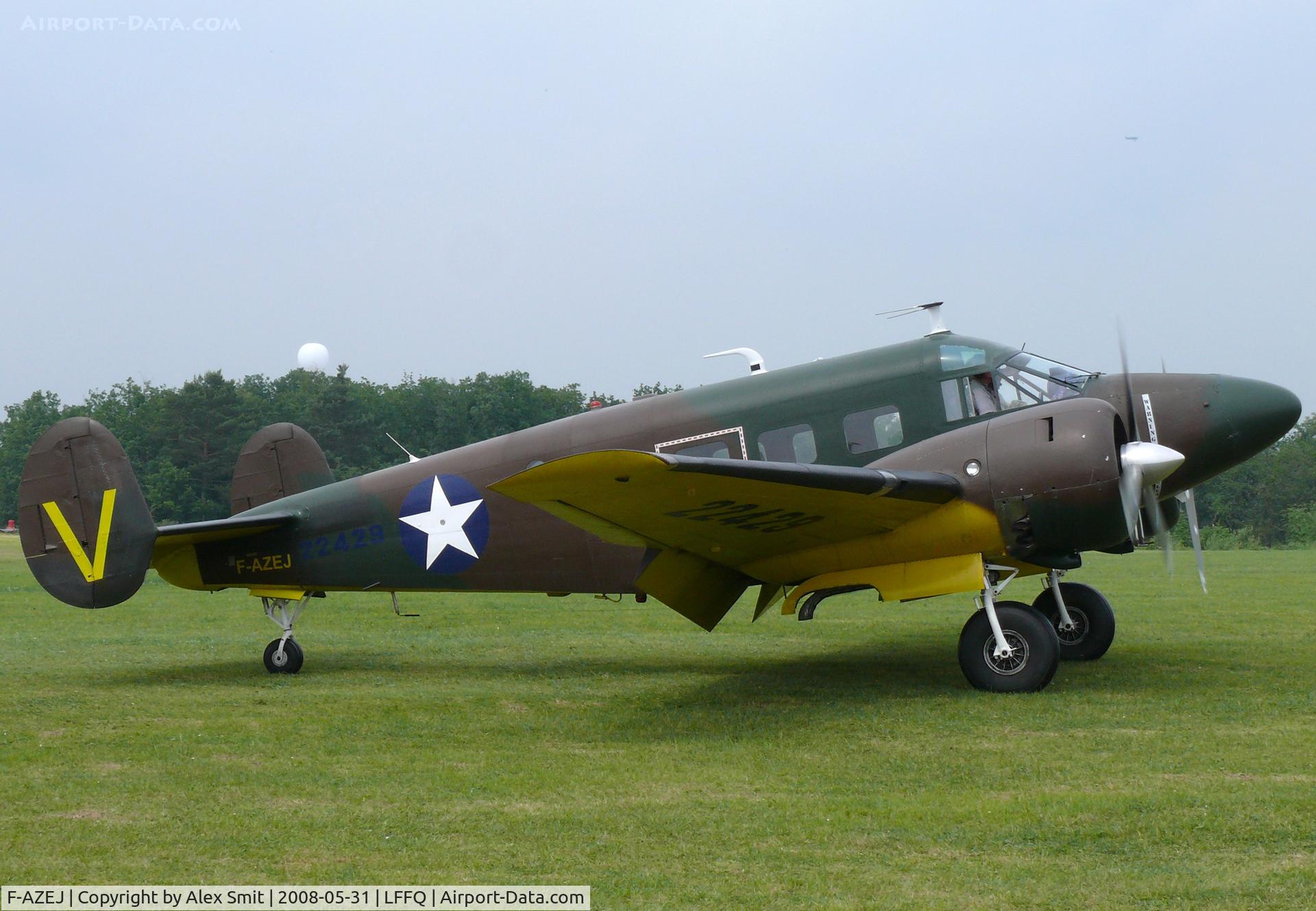 F-AZEJ, 1958 Beech E18S C/N BA-359, Beechcraft E18S F-AZEJ painted as USAAC 22429/V