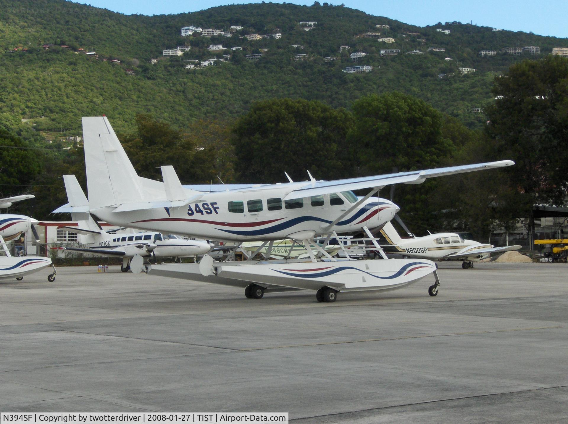 N394SF, 2005 Cessna 208 C/N 20800394, On the ramp