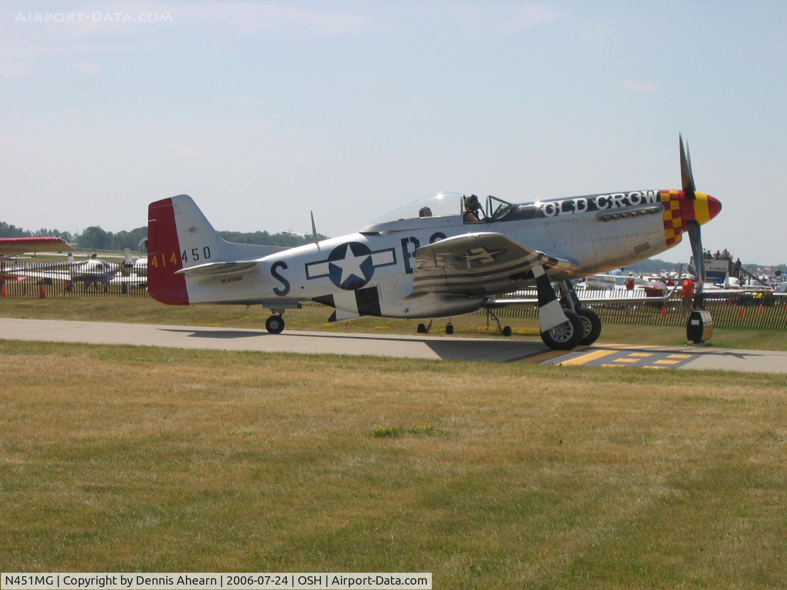N451MG, 1944 North American P-51D Mustang C/N 44-74774, OSH 2006 P-51 Mustang