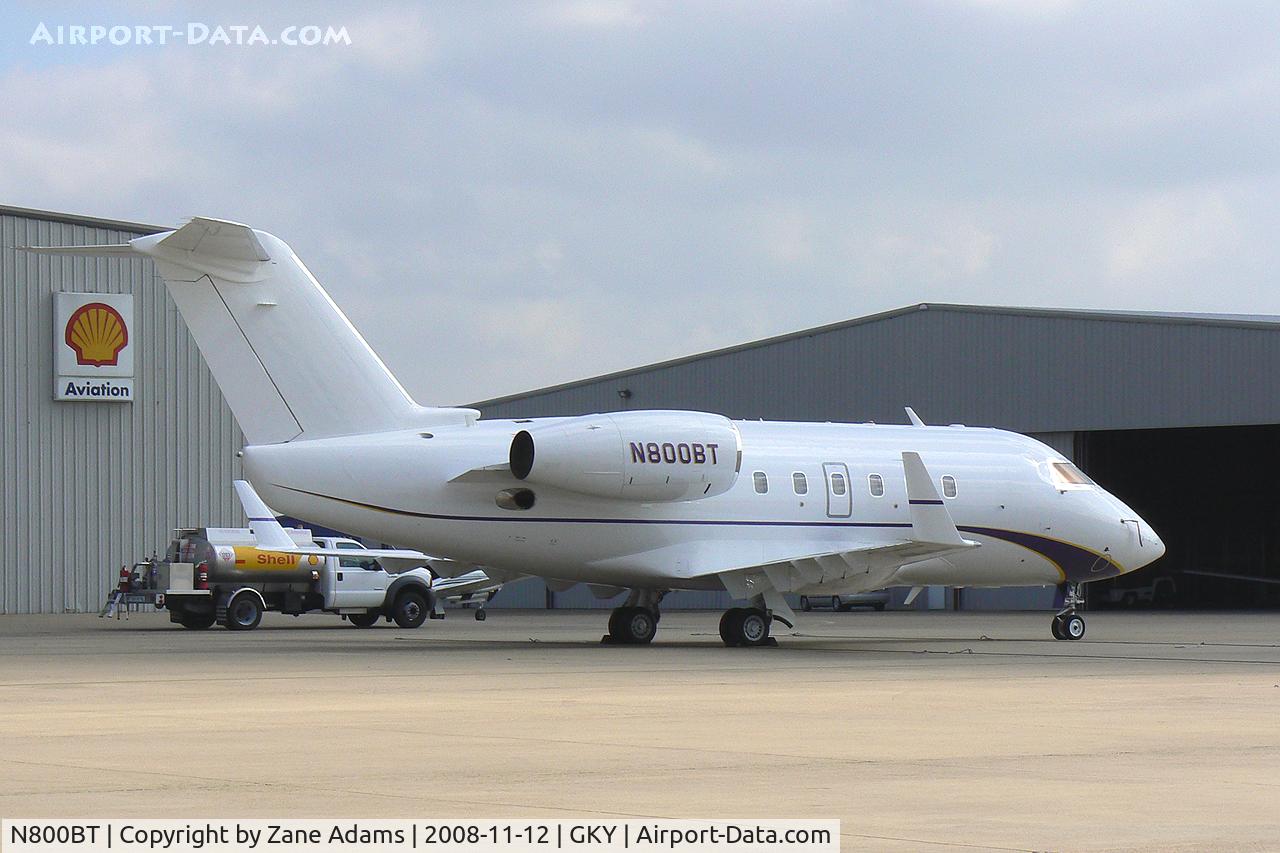 N800BT, 1982 Canadair Challenger 600S (CL-600-1A11) C/N 1044, At Arlington Municipal