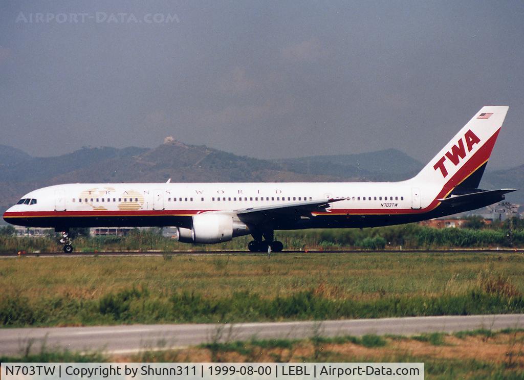 N703TW, 1996 Boeing 757-2Q8 C/N 27620, Ready for take off rwy 20