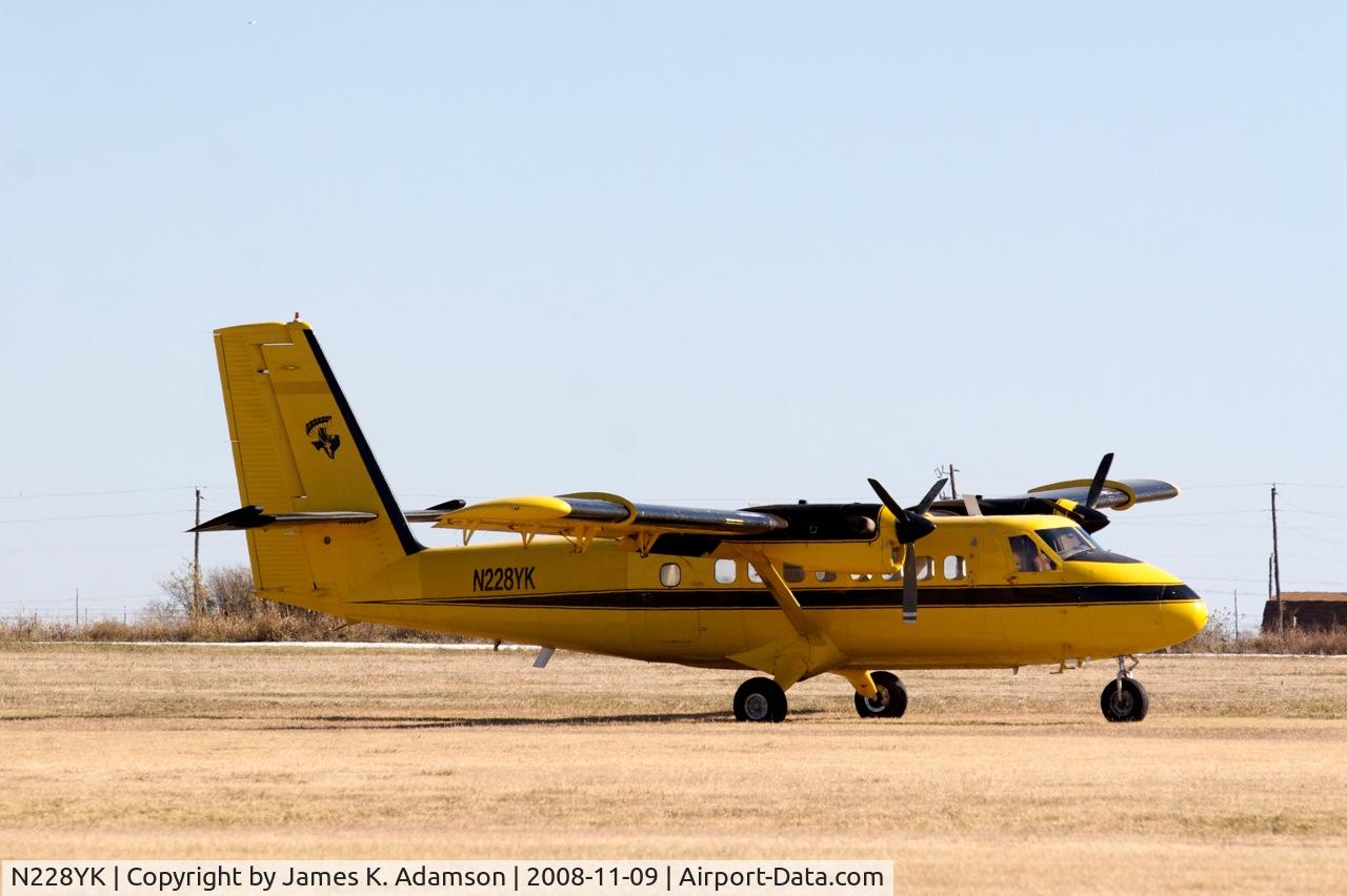 N228YK, 1969 De Havilland Canada DHC-6-200 Twin Otter C/N 228, Skydive Dallas