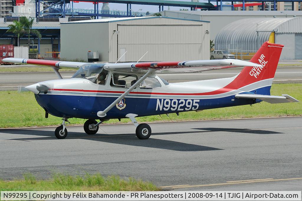 N99295, 1985 Cessna 172P C/N 17276429, Taxing at SIG.