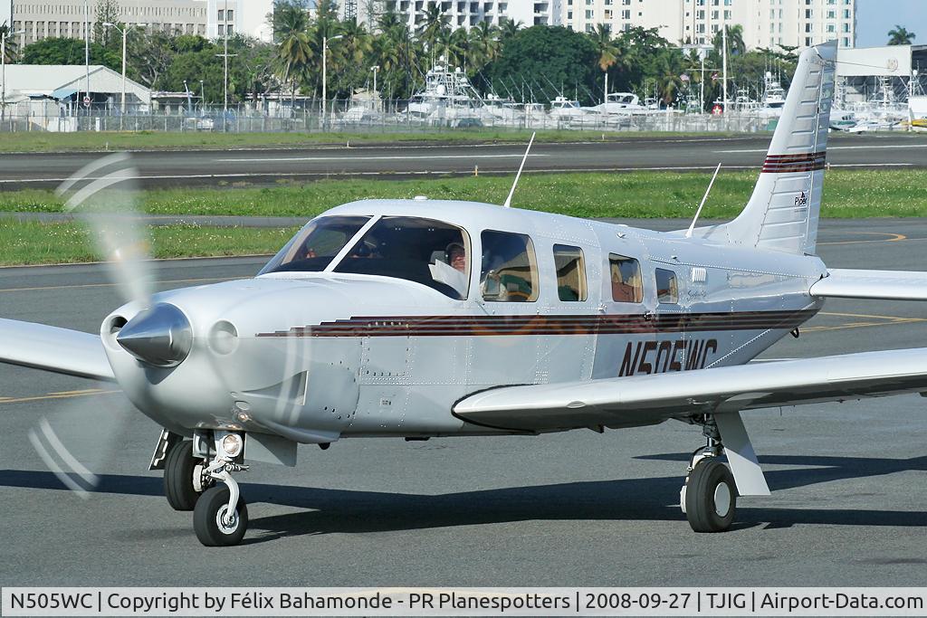 N505WC, 1996 Piper PA-32R-301 C/N 3246034, Taxing at SIG.
