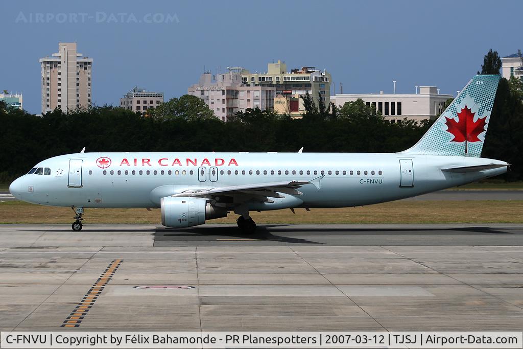 C-FNVU, 1993 Airbus A320-211 C/N 403, Taxing to rnw 8 at SJU.