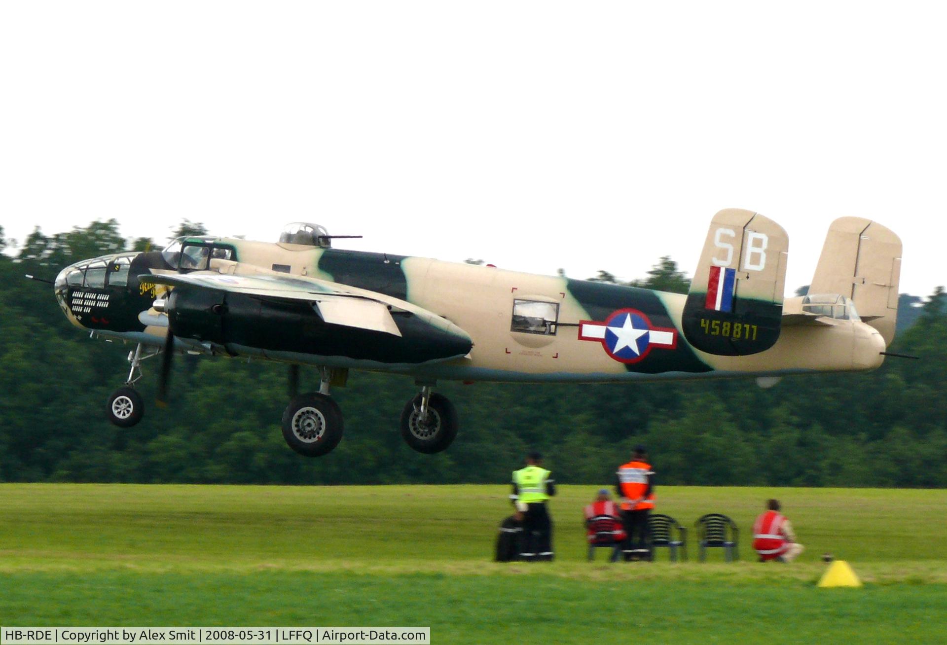 HB-RDE, 1945 North American B-25J Mitchell Mitchell C/N 108-47562, North American B-25J Mitchell HB-RDE painted as US Air Force 45-8811/SB